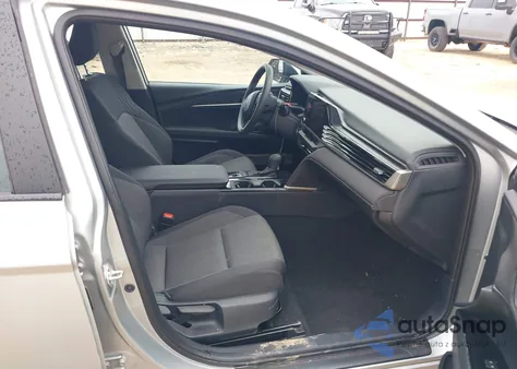 2025 Toyota Camry Le z USA, uszkodzony, nr VIN 4T1DAACK7SU047325